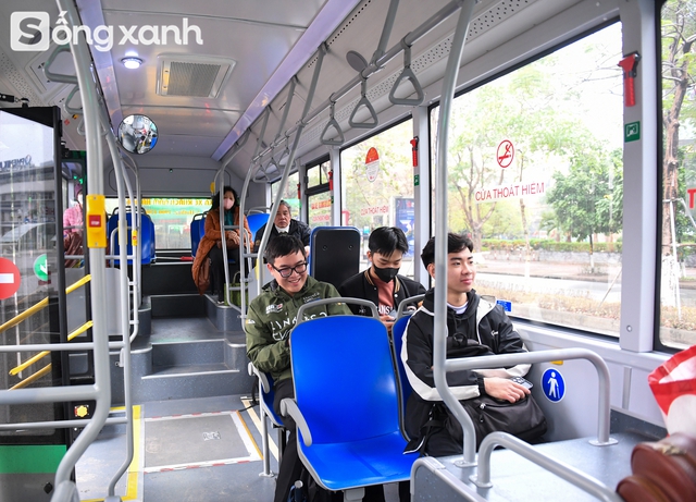 1.300 xe buýt xanh cùng hệ thống trạm sạc trị giá 6.500 tỷ đồng sắp được trang bị cho Thủ đô- Ảnh 3. 1.300 xe buýt xanh cùng hệ thống trạm sạc trị giá 6.500 tỷ đồng sắp được trang bị cho Thủ đô- Ảnh 3.