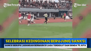 Sao Indonesia chịu &aacute;n phạt g&acirc;y ngỡ ng&agrave;ng v&igrave; h&agrave;nh động ăn mừng g&acirc;y tranh c&atilde;i- Ảnh 1.