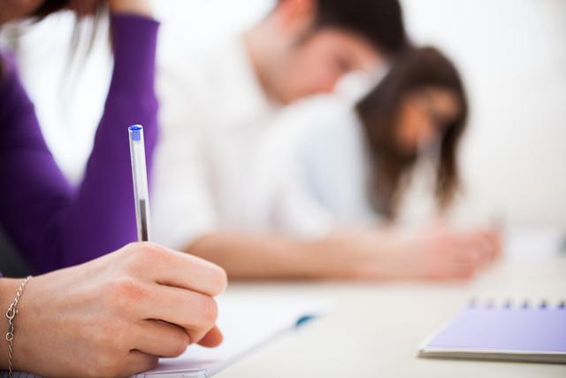 Bóc trần vụ gian lận IELTS gây chấn động cách đây 10 năm: Nam sinh 22 tuổi lợi dụng chênh lệch múi giờ, nửa năm kiếm tiền tỷ đút túi- Ảnh 5.