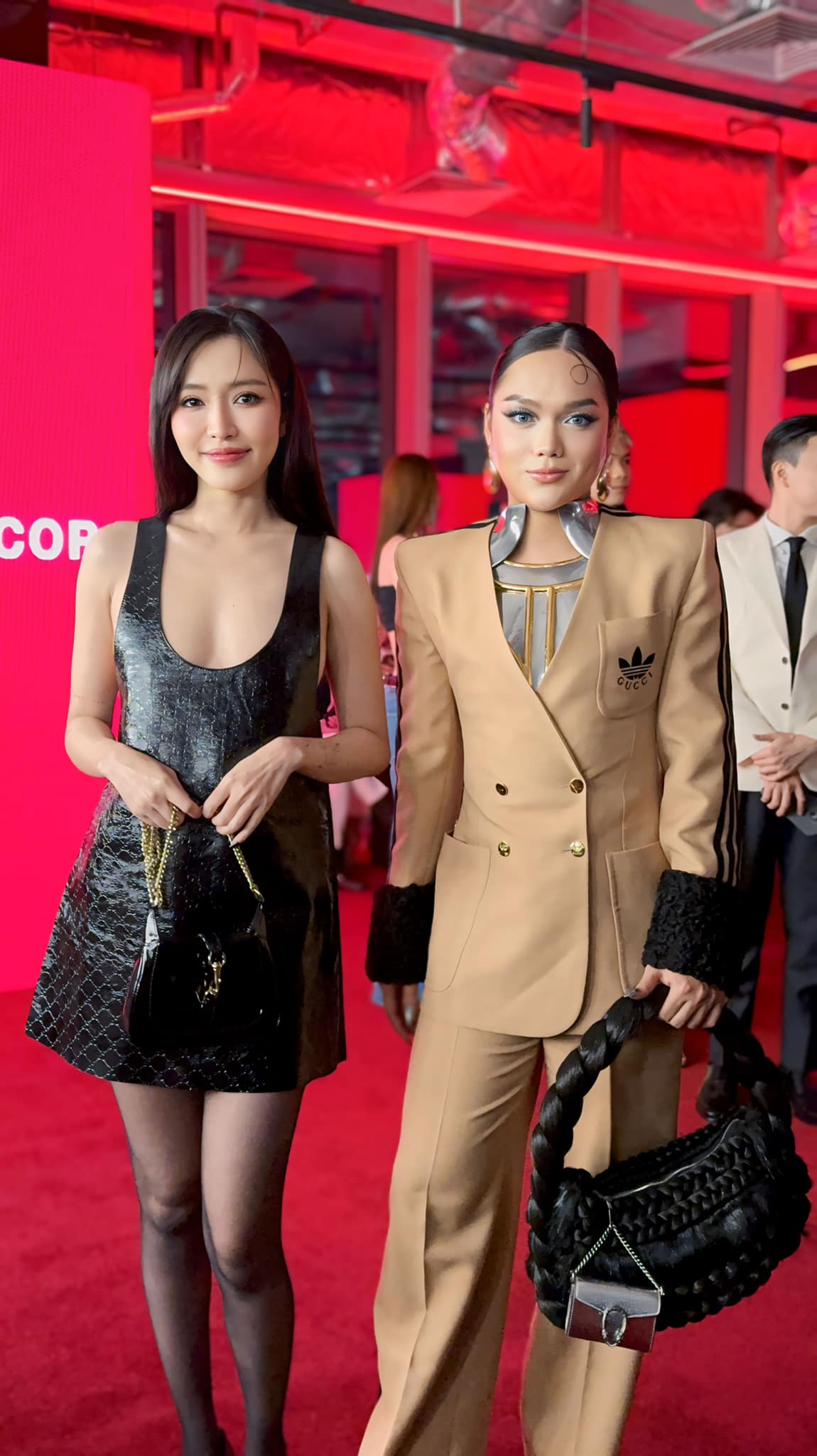 Trước khi vướng ồn ào từ thiện hơn 16 tỷ, Phạm Thoại làm gì trong showbiz Việt?- Ảnh 10. Trước khi vướng ồn ào từ thiện hơn 16 tỷ, Phạm Thoại làm gì trong showbiz Việt?- Ảnh 10.