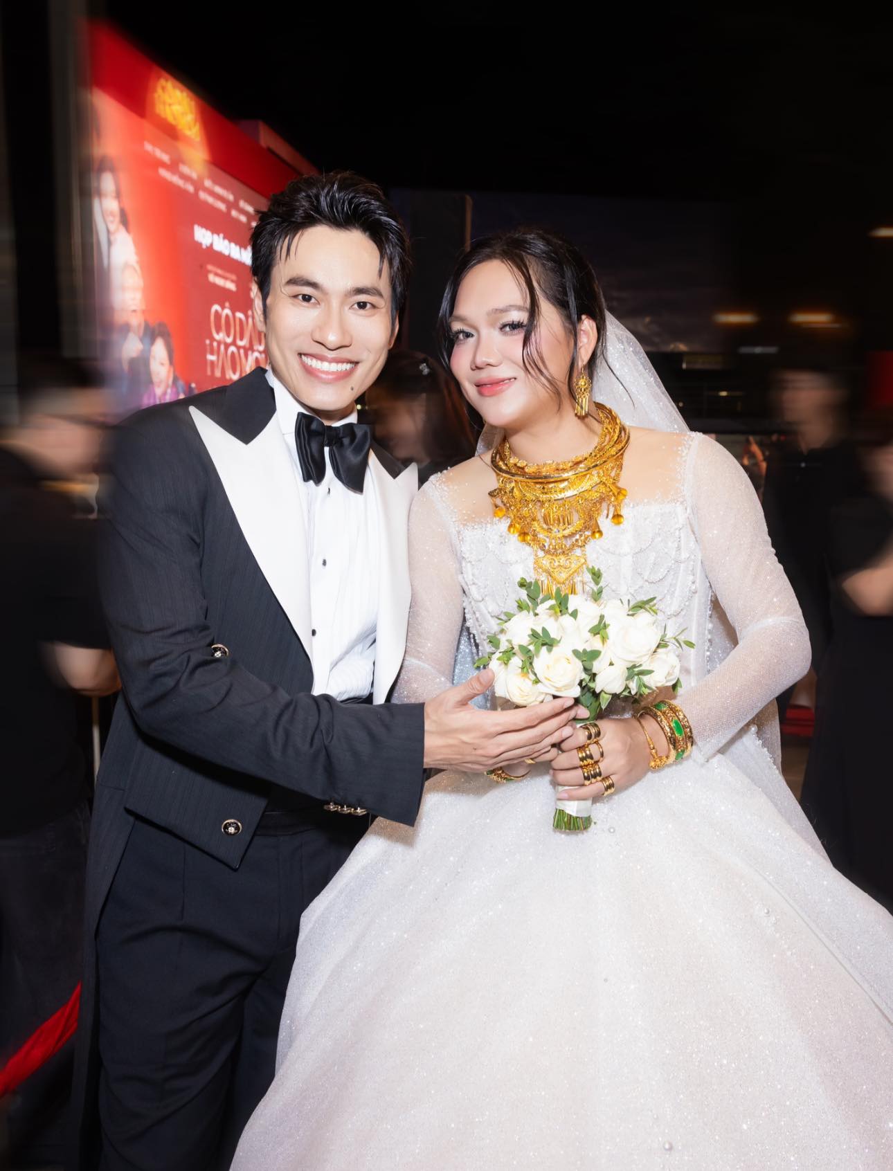 Trước khi vướng ồn ào từ thiện hơn 16 tỷ, Phạm Thoại làm gì trong showbiz Việt?- Ảnh 9. Trước khi vướng ồn ào từ thiện hơn 16 tỷ, Phạm Thoại làm gì trong showbiz Việt?- Ảnh 9.