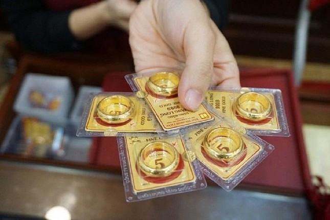 Gi&aacute; v&agrave;ng nhẫn mua v&agrave;o cao nhất lịch sử- Ảnh 1.