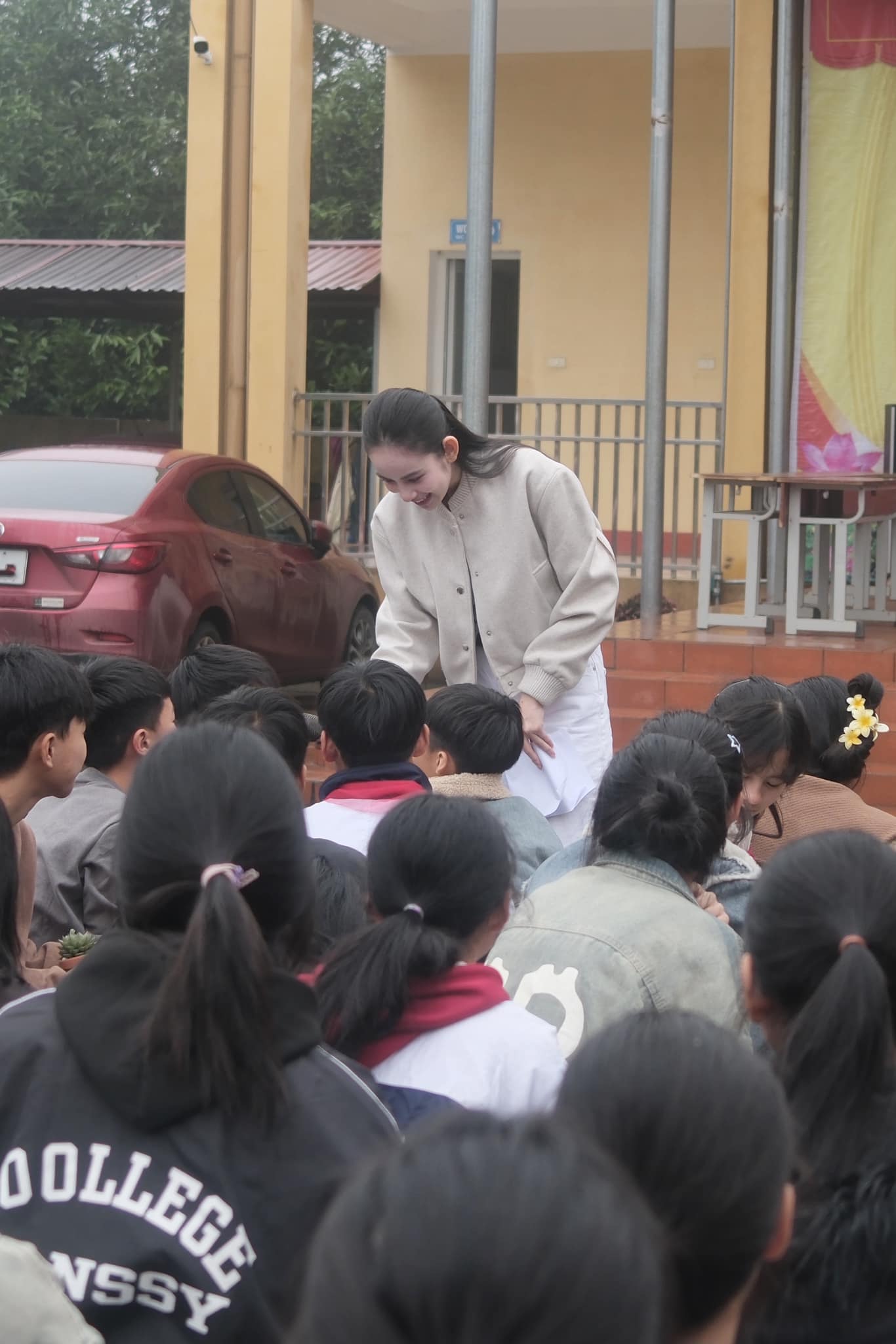 Xuất hiện mỹ nhân Việt vừa rơi nước mắt là cả cõi mạng nháo nhào: Làm như cả thế giới có lỗi với bả!- Ảnh 5.