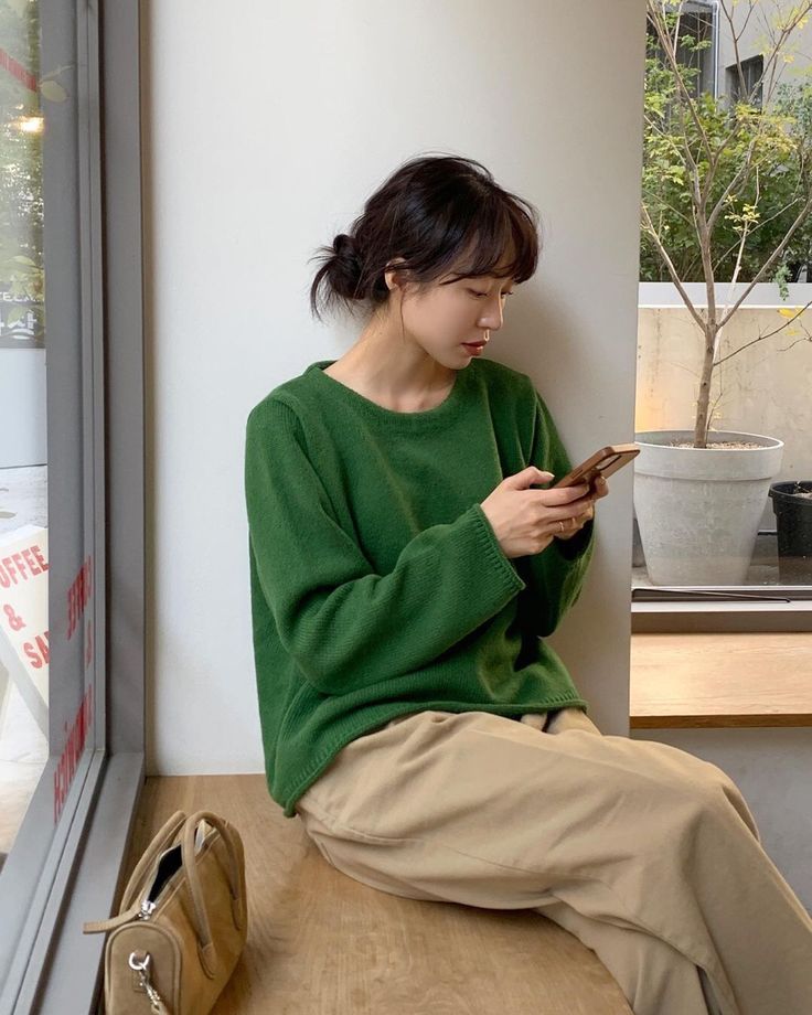 Mùng 6 Tết đi làm lại, 12 con giáp nên mặc những màu này để năm mới Mùng 6 Tết đi làm lại, 12 con giáp nên mặc những màu này để năm mới