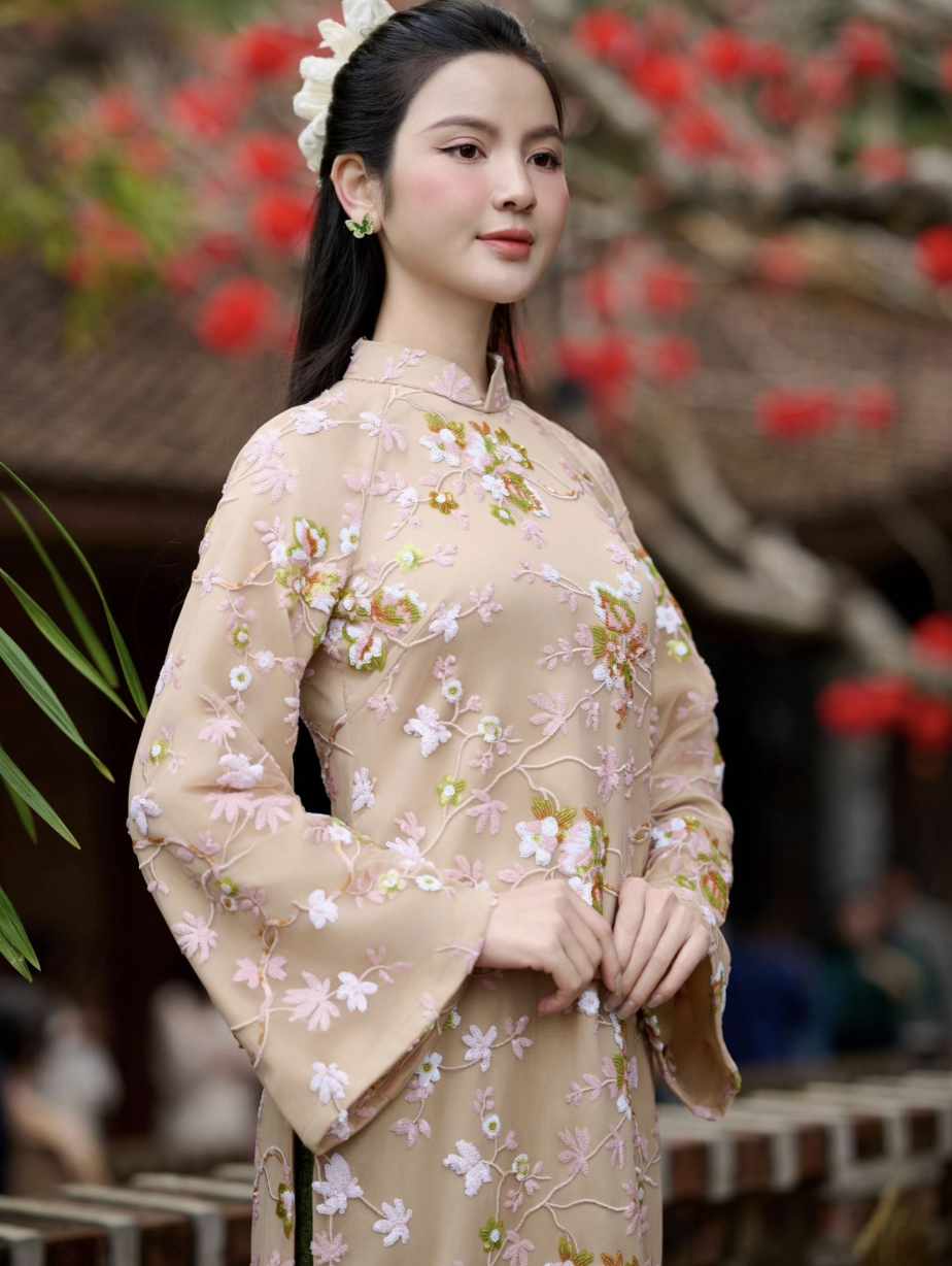 Chu Thanh Huyền khoe visual nét căng, khoảnh khắc 