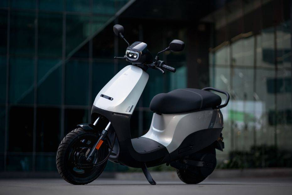 Xe máy điện đẹp như Vespa đi hơn 300km/sạc, có một tính năng xịn như Honda SH, giá quy đổi từ 30 triệu- Ảnh 4.