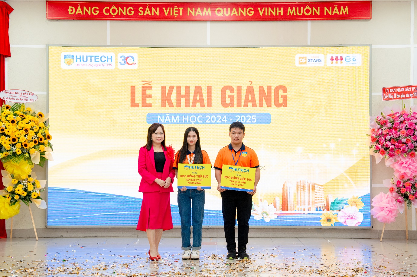 Nhận lì xì đặc biệt 25% học phí toàn khóa khi đăng ký học bổng sớm tại HUTECH- Ảnh 3.