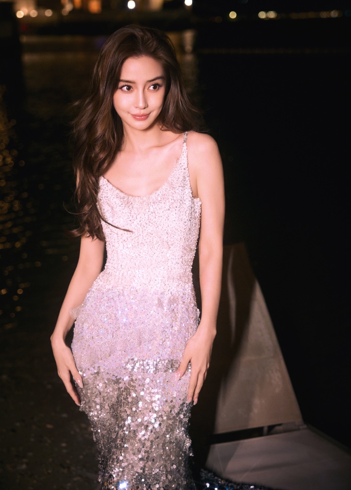 Angelababy công khai tình mới vào đúng ngày sinh nhật, nhà trai là nam thần đê tiện bị ghét bỏ nhất showbiz?- Ảnh 1.