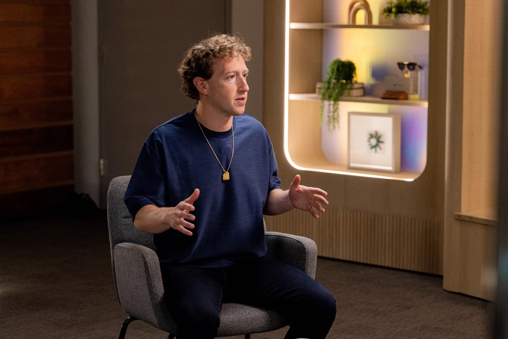 Mark Zuckerberg: Từ "gã mọt sách" đến biểu tượng đàn ông của giới công nghệ?- Ảnh 5.