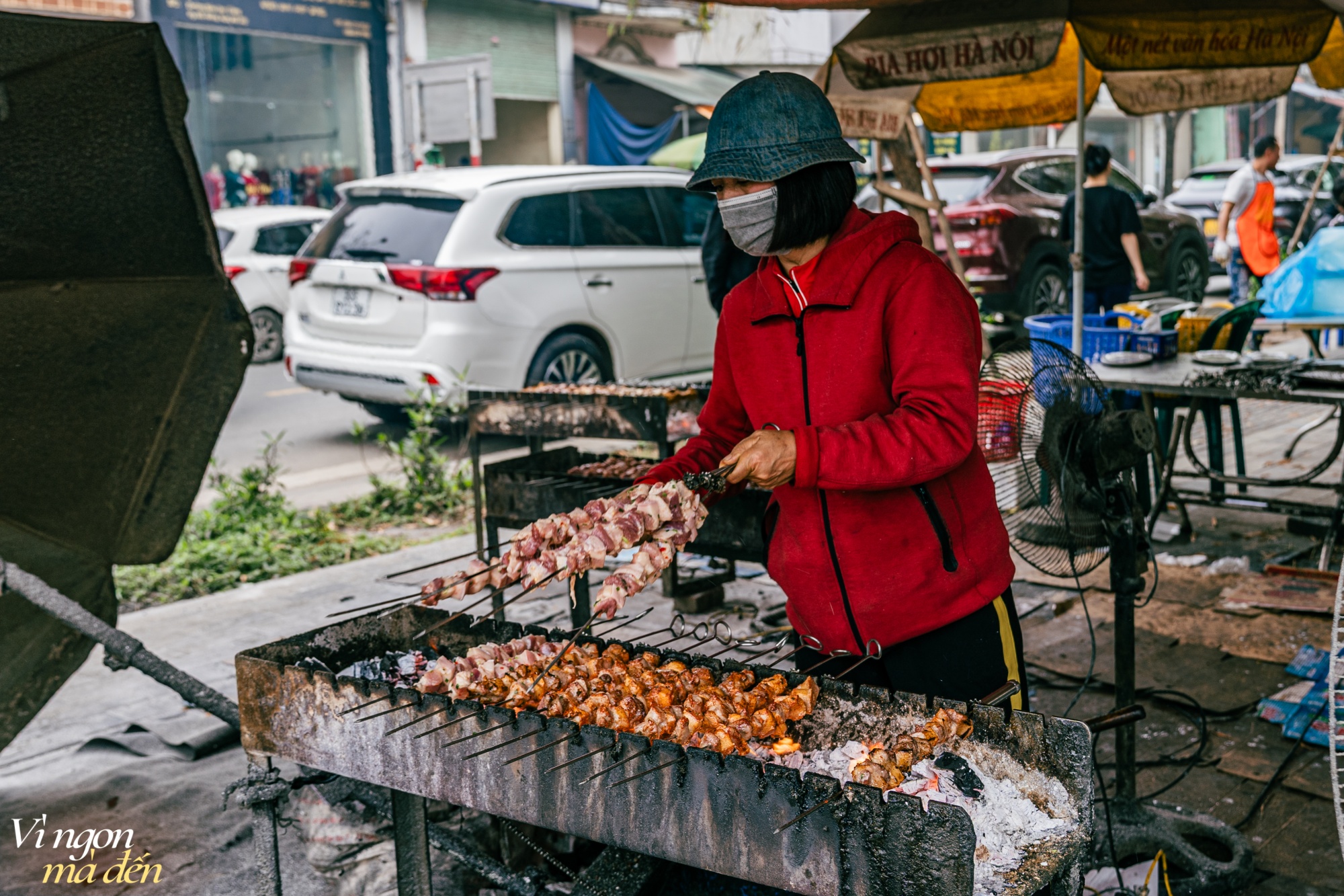 Lặn lội mấy chục cây số đi ăn thử "quán rặng tre" nức tiếng Đông Anh, xe ô tô xếp hàng dài, giờ cao điểm khách phải tự phục vụ- Ảnh 8.