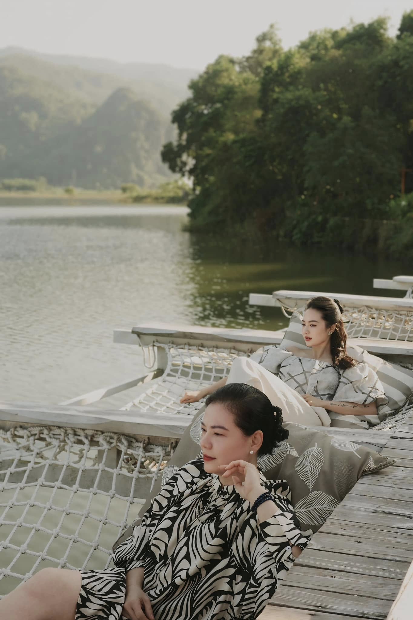 Ngắm loạt ảnh này mới biết, các ái nữ vạn người mê chẳng qua cũng chỉ là "hậu duệ nhan sắc" của các mẹ mà thôi!- Ảnh 9.