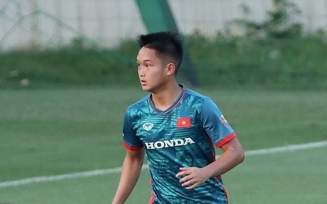 Cầu thủ Việt kiều ghi b&agrave;n tại ch&acirc;u &Acirc;u trước giờ về hội qu&acirc;n c&ugrave;ng U23 Việt Nam- Ảnh 2.