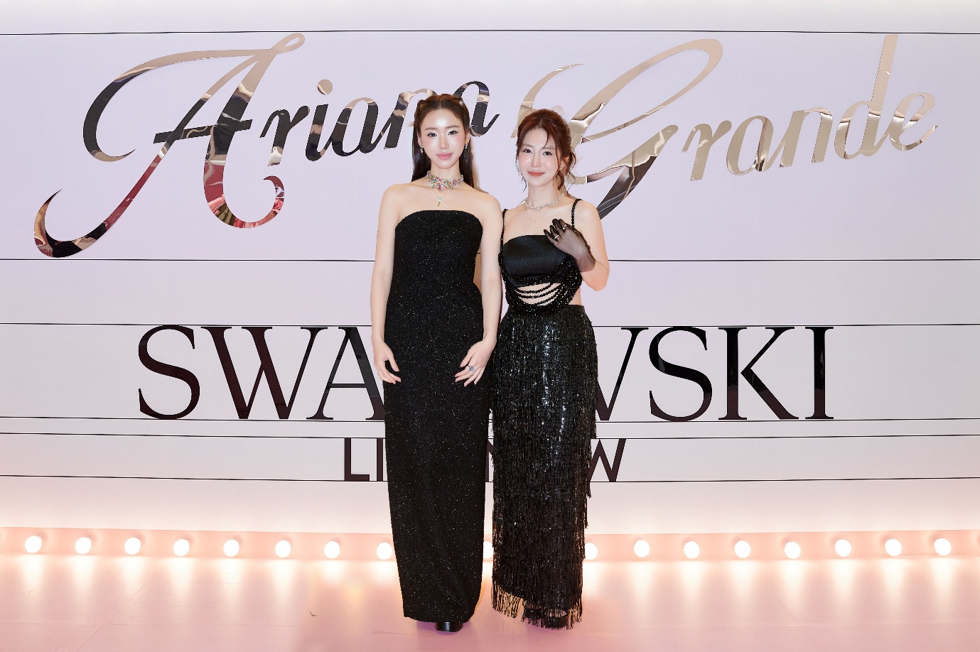 Swarovski thắp sáng Thủ đô Hà Nội bằng không gian pop-up huyền ảo tại TTTM Lotte Mall West Lake- Ảnh 5.