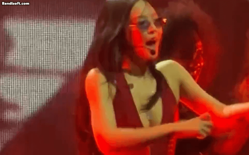 Camera trực diện soi thẳng Jennie khoe trọn vòng 1: Sexy đến thế là cùng- Ảnh 4.