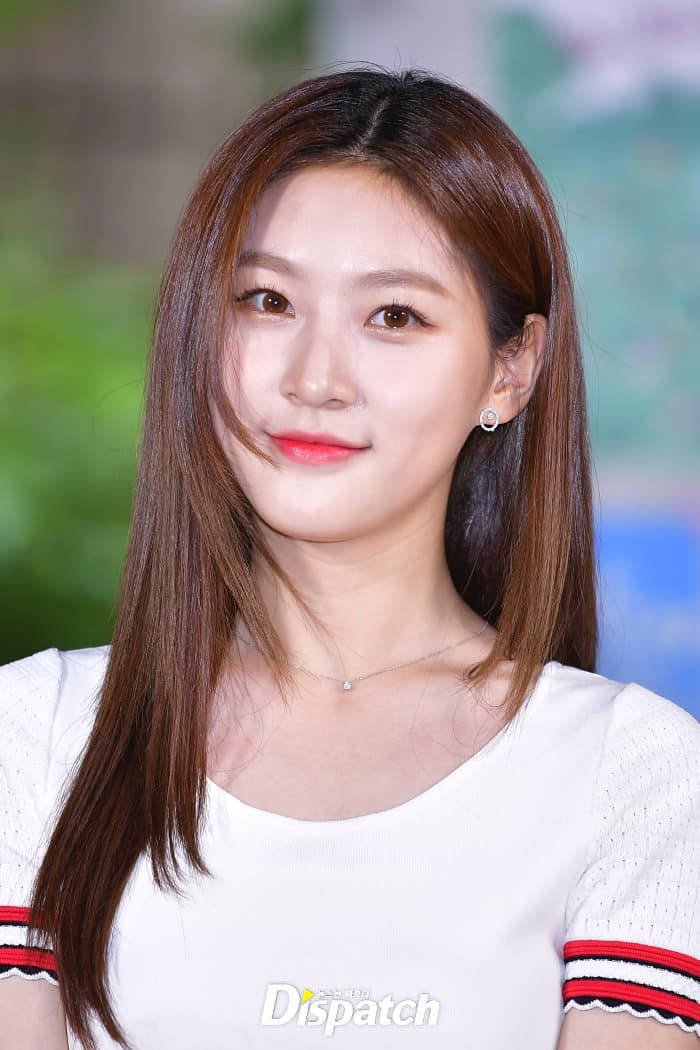 Sốc: Kim Sae Ron quỳ gối cầu xin giảm số nợ từ 7 tỷ xuống còn 700 triệu sau bê bối gây tai nạn- Ảnh 1.