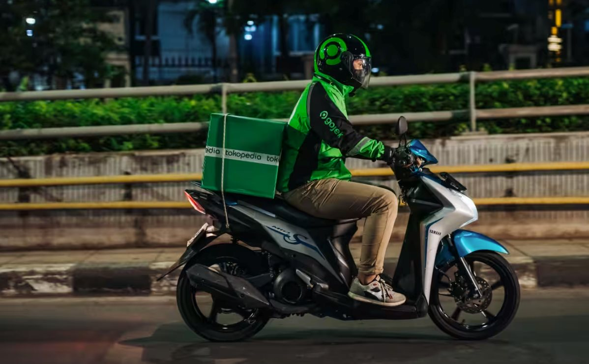 Công ty mẹ Gojek lỗ hơn 300 triệu USD, cắt giảm nhiều ưu đãi cho tài xế, khách hàng- Ảnh 1.