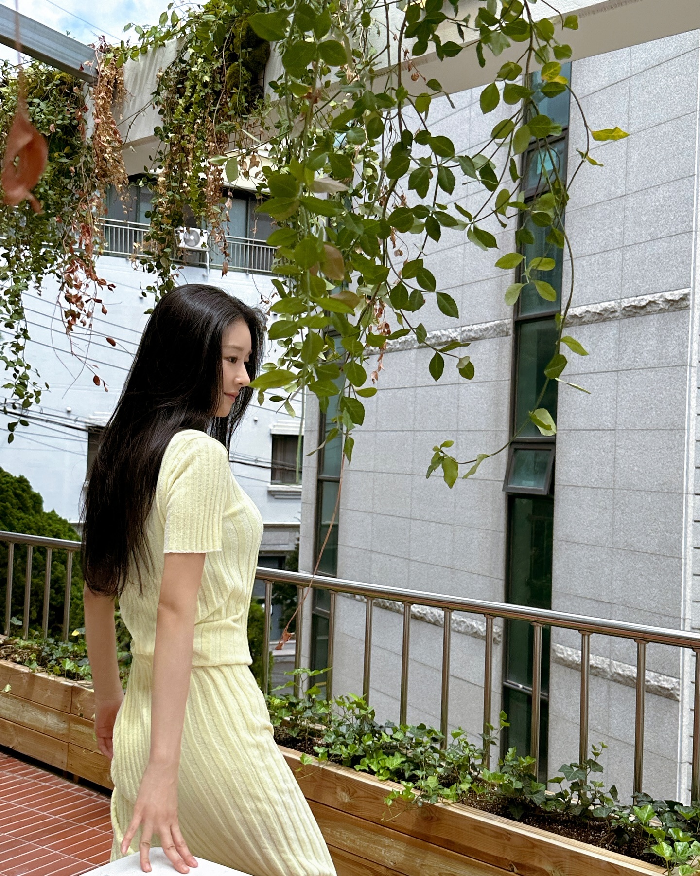 "Đi&ecirc;n nữ" đ&oacute;ng cặp c&ugrave;ng Kim Soo Hyun: Đẹp sang chảnh chấn động m&agrave;n ảnh H&agrave;n một thời, giờ cắt t&oacute;c ngắn trẻ hẳn ra- Ảnh 9.