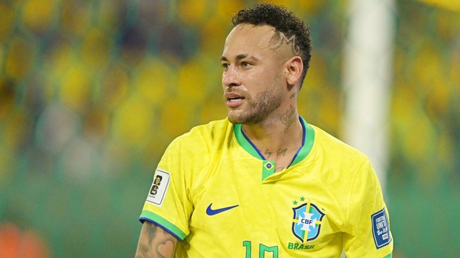 Vừa lên tuyển Brazil được vài ngày, Neymar lại bị gạch tên- Ảnh 1.