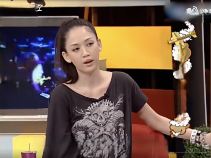 Dàn mỹ nhân showbiz mặt mũi 