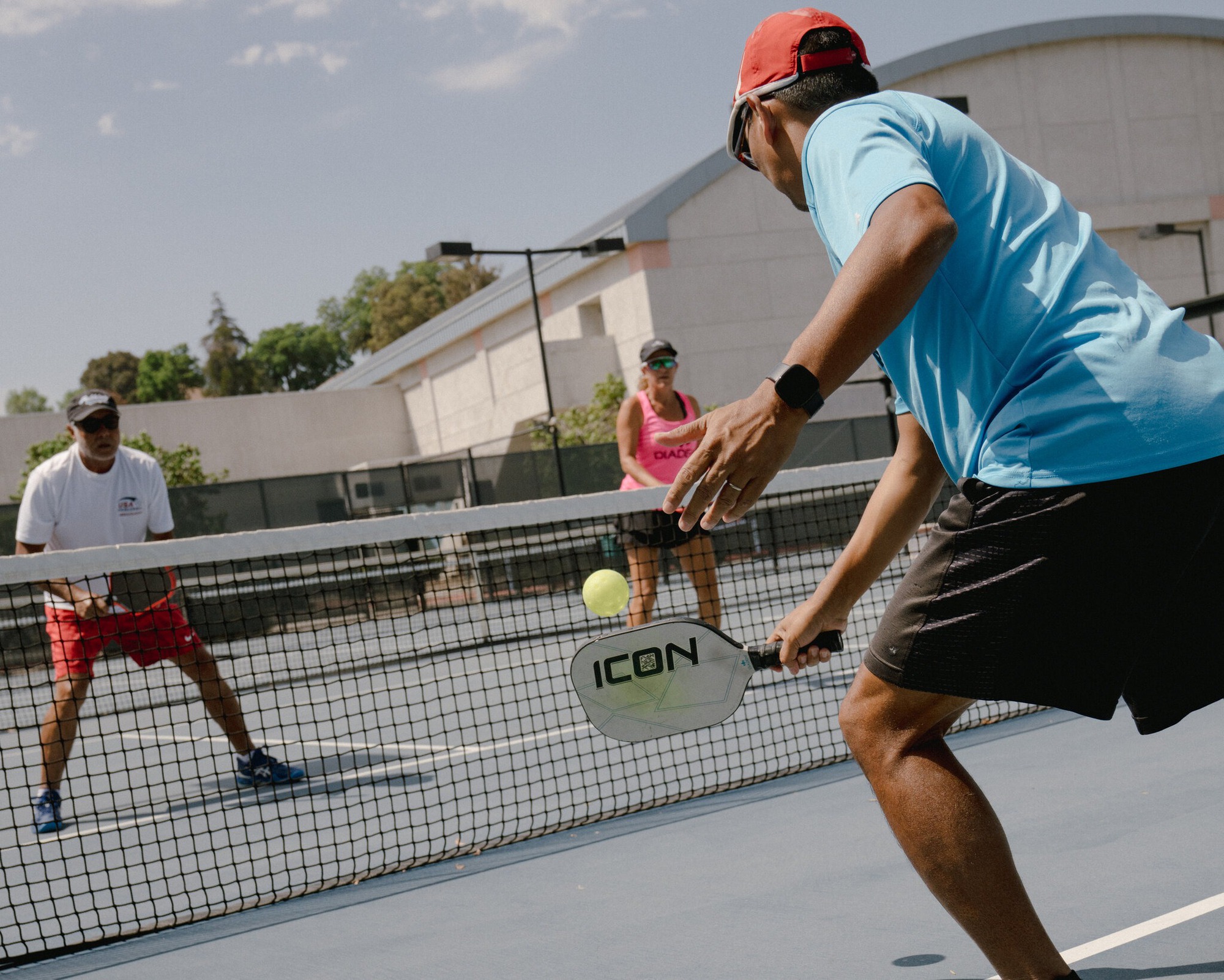 Chinh phục pickleball: 5 sai lầm hay mắc phải khiến bạn chơi mãi không tiến bộ- Ảnh 1.