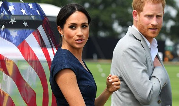 Meghan Markle quyết không rời Mỹ giữa bối cảnh chuẩn bị công khai hồ sơ xin visa nhập cư của Harry- Ảnh 1.