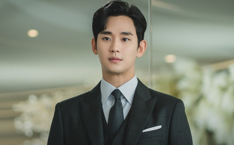 Kim Soo Hyun mất trắng 1700 tỷ vì bê bối với Kim Sae Ron, hại một ông lớn bị đuổi khỏi Hàn Quốc?- Ảnh 4.