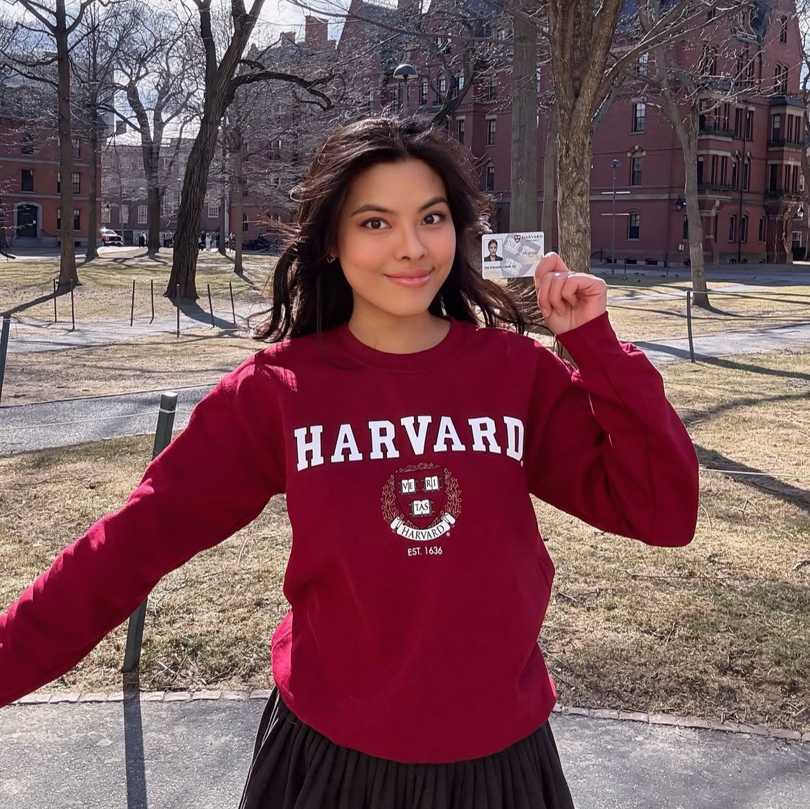 Á hậu Vbiz bị nghi mập mờ chuyện đỗ Harvard, từng nhận Á hậu Vbiz bị nghi mập mờ chuyện đỗ Harvard, từng nhận