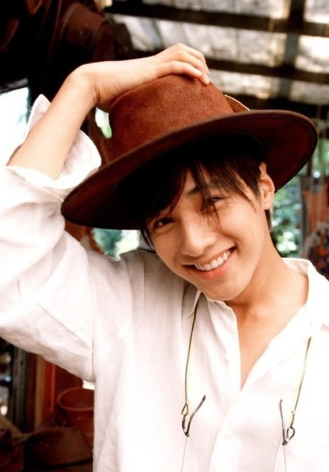 "Kim Soo Hyun tuyệt vời hơn Won Bin"- Ảnh 5.