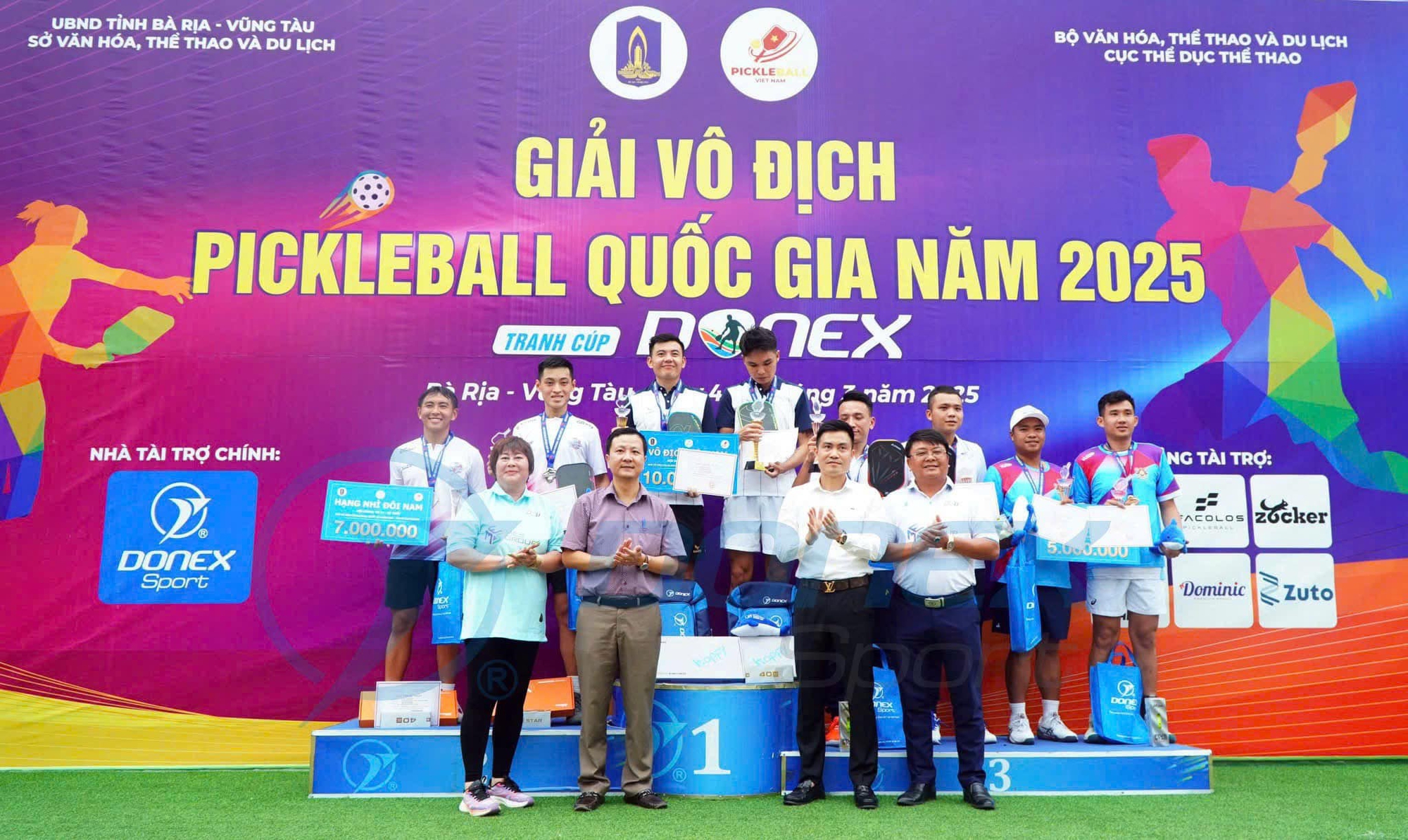 Quyết định tranh cãi trong trận đấu pickleball của Lý Hoàng Nam - Trịnh Linh Giang- Ảnh 3.