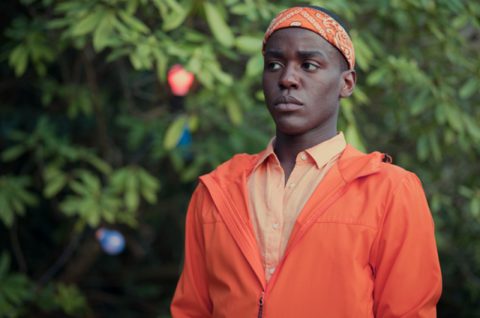 Thức trắng đ&ecirc;m xem phim Sex Education, t&ocirc;i sợ h&atilde;i nhận ra m&igrave;nh đang SAI ĐƯỜNG trong c&aacute;ch dạy con: Thương con nhưng khiến con phải h&eacute;t l&ecirc;n "Hận mẹ"- Ảnh 1.