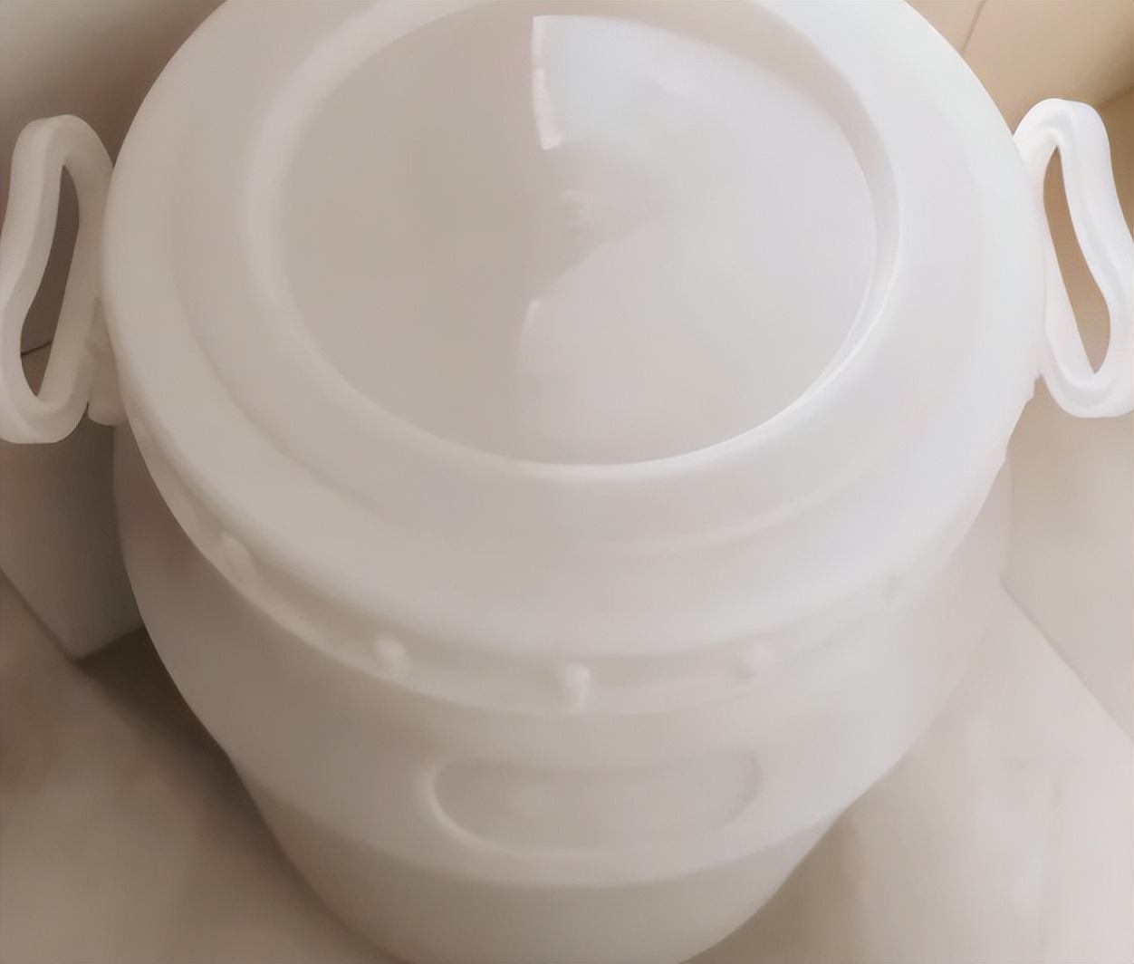 Mẹ dặn t&ocirc;i: Nh&agrave; bếp c&oacute; 5 thứ n&agrave;y, dứt kho&aacute;t phải 