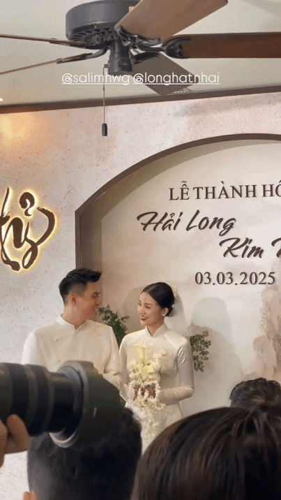 Xả ảnh nét căng lễ ăn hỏi của Salim và Hải Long, 2 bó hoa cầm tay bỗng khiến netizen đổ xô xin "in tư"- Ảnh 12.