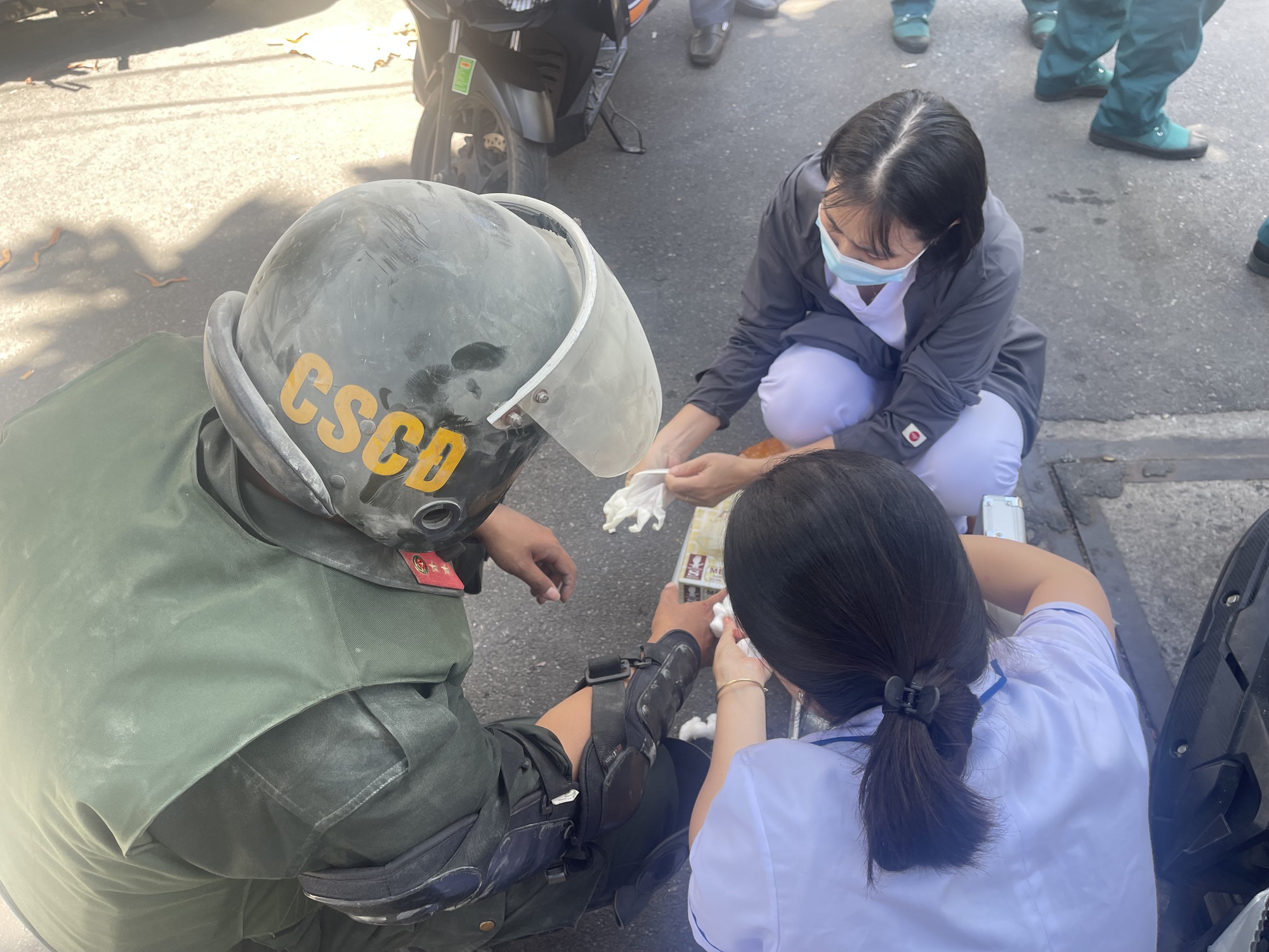 Chiến sĩ cơ động bị đâm ở Vũng Tàu đã hy sinh- Ảnh 2. Chiến sĩ cơ động bị đâm ở Vũng Tàu đã hy sinh- Ảnh 2.