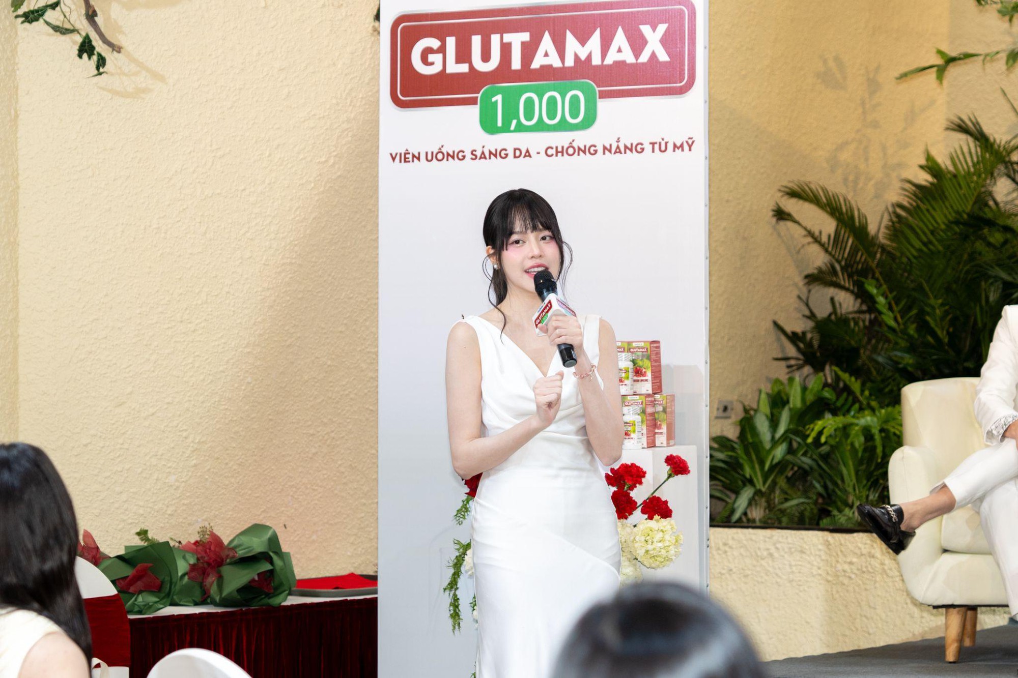 Dàn sao hội tụ tại sự kiện "Tỏa Sáng 24/7" bật mí bí quyết làn da rạng rỡ không gián đoạn- Ảnh 2.