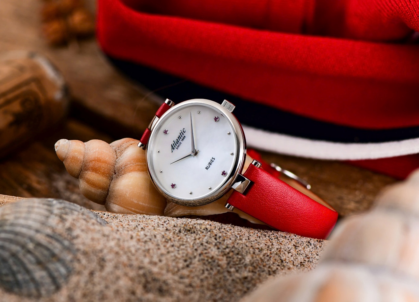 Đăng Quang Watch: Gửi trao yêu thương - Chọn đồng hồ làm quà tặng ngày 8/3- Ảnh 2.