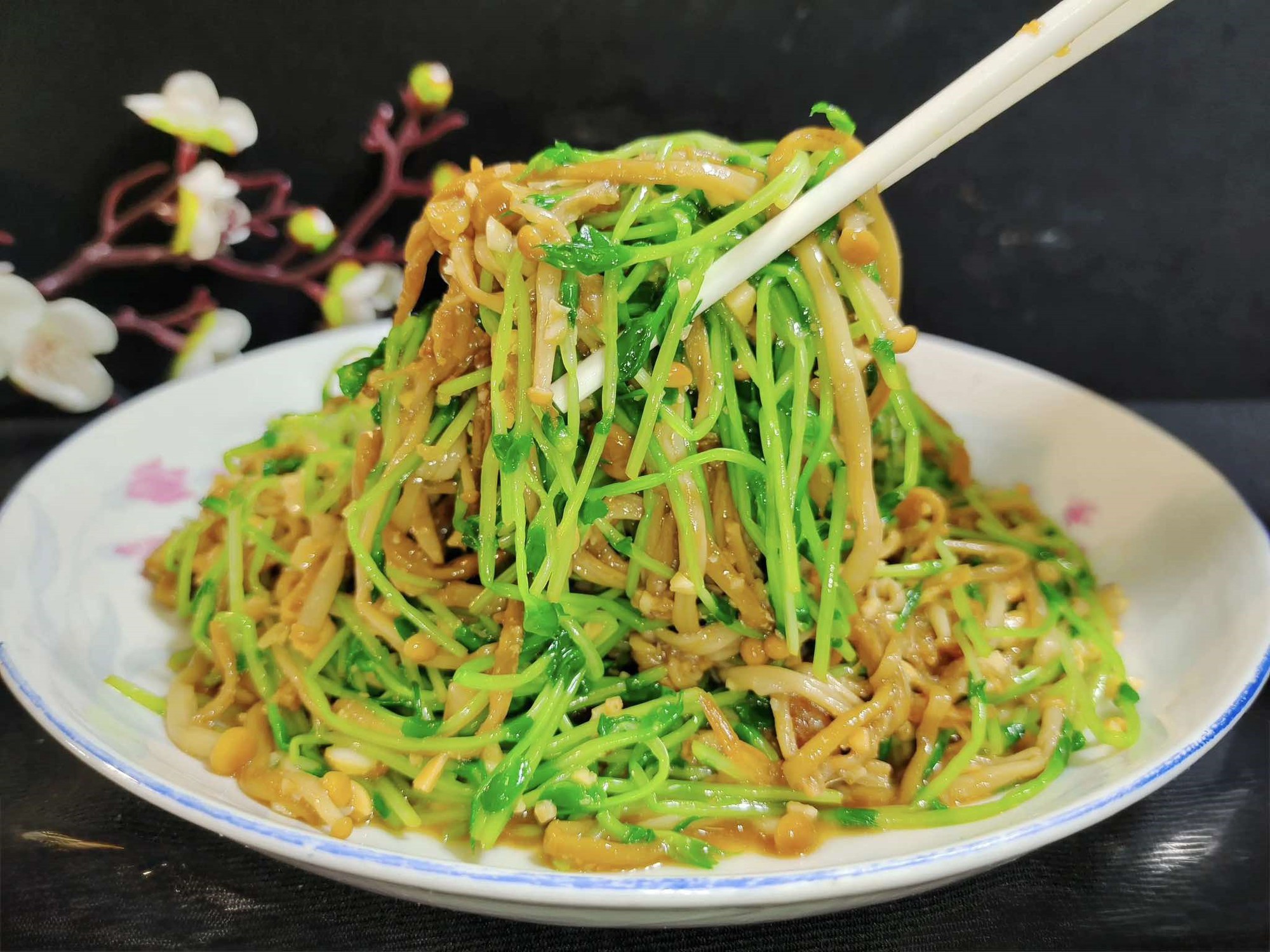 Món ăn này làm siêu nhanh chỉ khoảng 15 phút mà tươi ngon, giòn, bùi thơm lại giúp nuôi dưỡng gan cực tốt- Ảnh 10.
