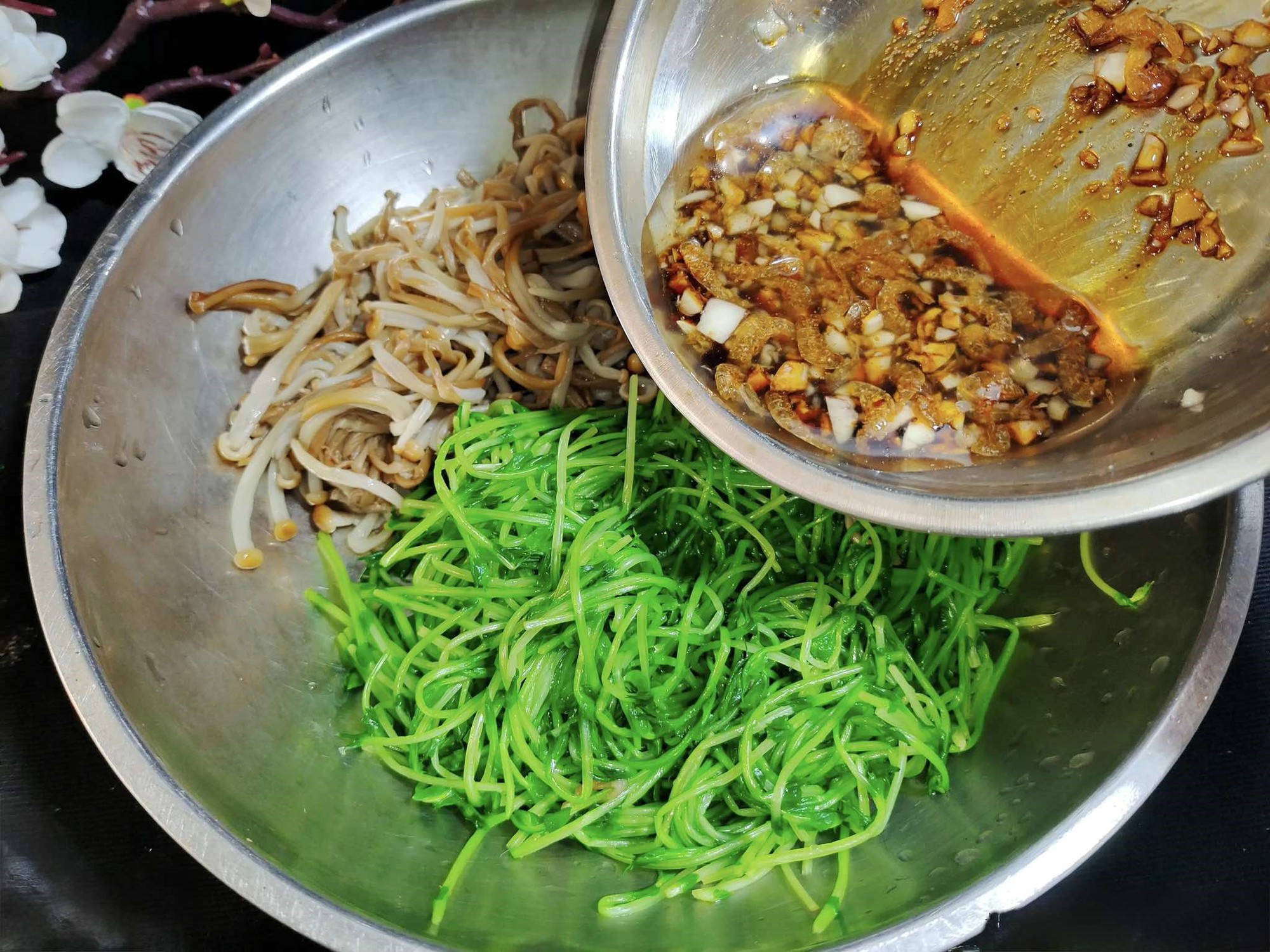 Món ăn này làm siêu nhanh chỉ khoảng 15 phút mà tươi ngon, giòn, bùi thơm lại giúp nuôi dưỡng gan cực tốt- Ảnh 7.