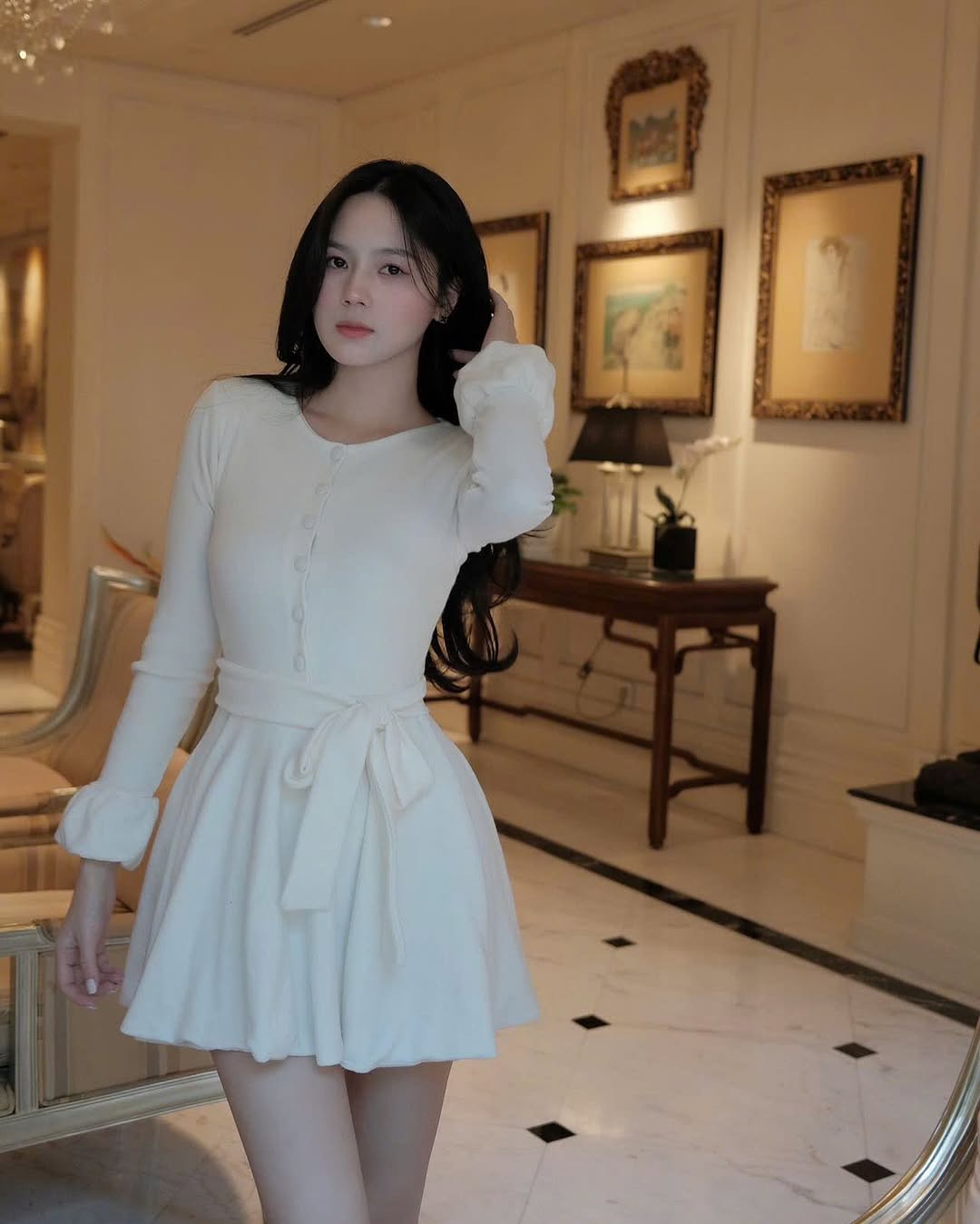 Doãn Hải My "đụng hàng" với nàng WAG được khen xinh nhất làng bóng Việt, vóc dáng nuột nà một chín một mười, ai nổi bật hơn?- Ảnh 5.
