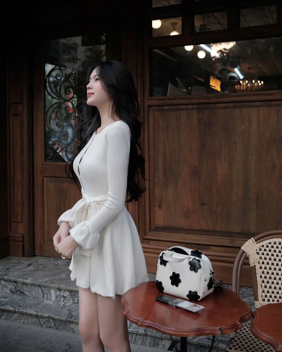 Doãn Hải My "đụng hàng" với nàng WAG được khen xinh nhất làng bóng Việt, vóc dáng nuột nà một chín một mười, ai nổi bật hơn?- Ảnh 4.