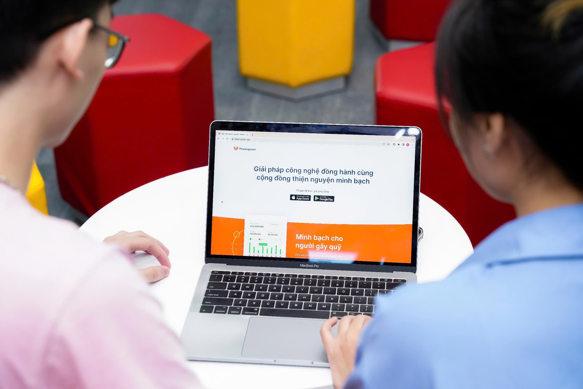 Sau vụ 16,7 tỷ đồng từ thiện, MBBank lên tiếng: "Mong người dùng chủ động báo cáo các hành vi bất thường diễn ra trên nền tảng"- Ảnh 6.