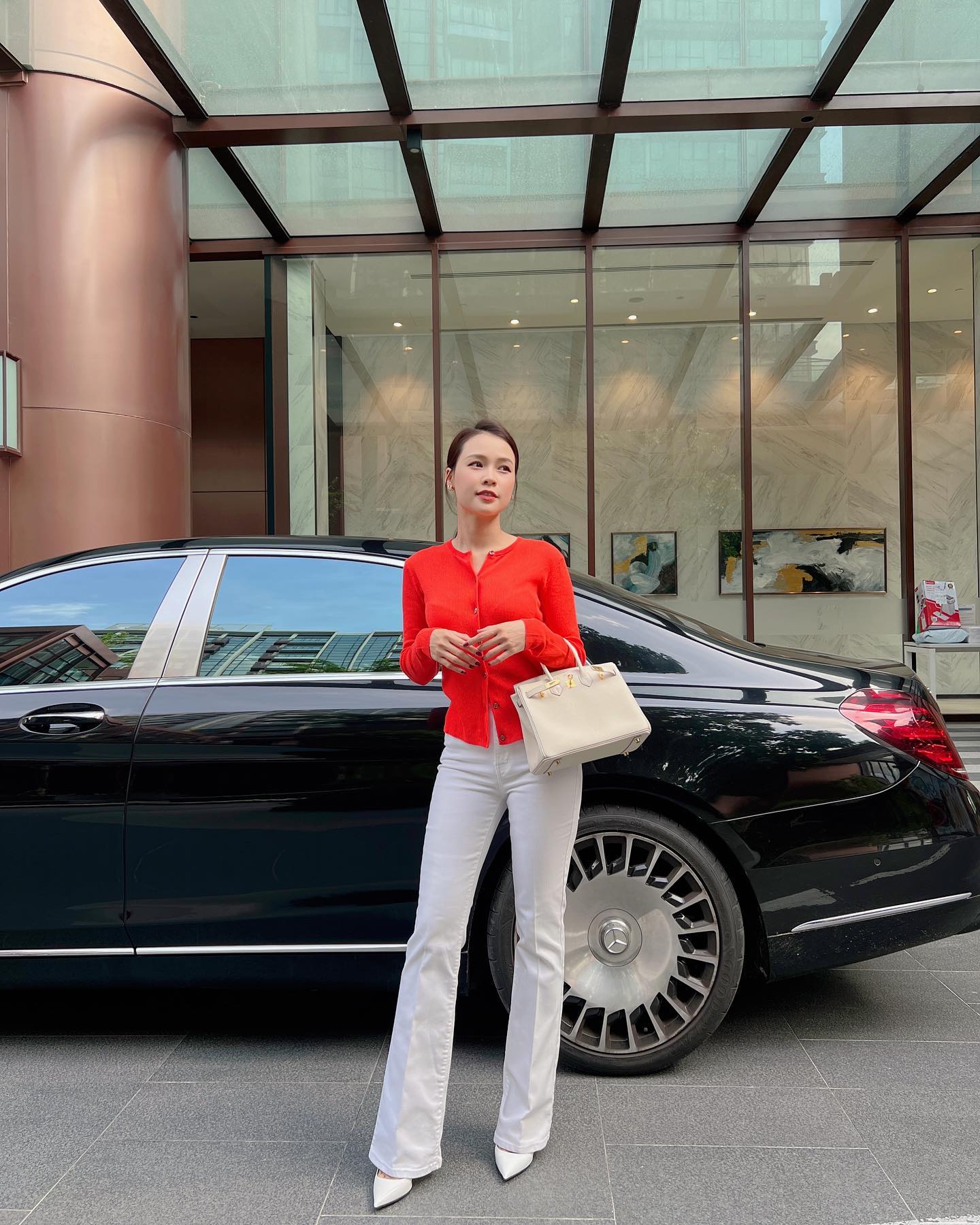 Cựu hot girl 35 tuổi m&agrave; tr&ocirc;ng như 25, cao 1m60 nhưng l&ecirc;n đồ si&ecirc;u t&ocirc;n d&aacute;ng- Ảnh 15.