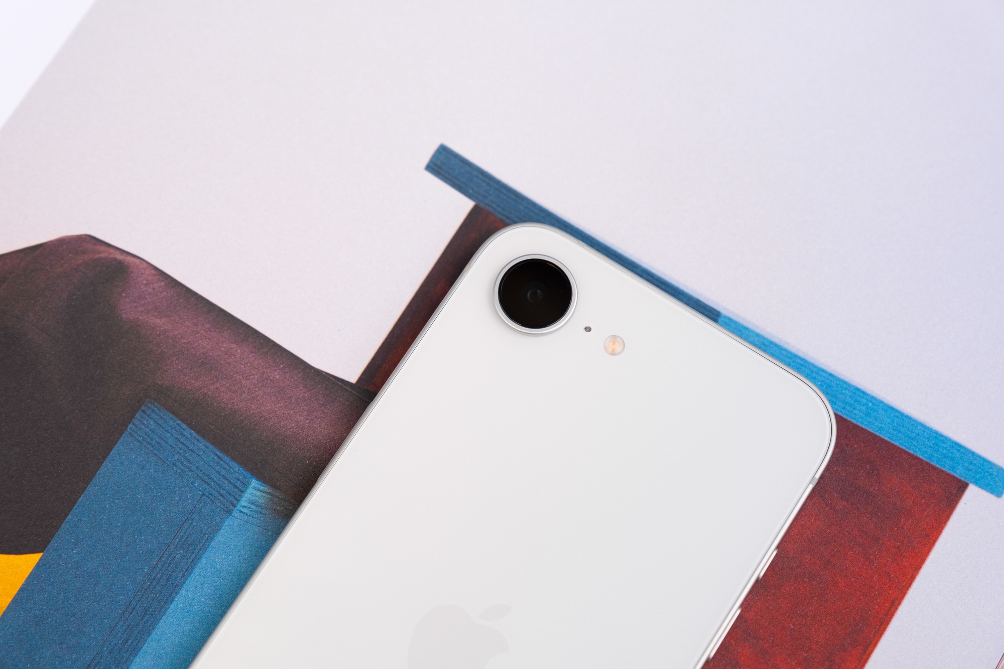 Dùng iPhone 16e chính hãng VN/A sau 3 ngày: Thiết kế đã thấy trước đó nhưng có một thứ chưa từng có!- Ảnh 7. Dùng iPhone 16e chính hãng VN/A sau 3 ngày: Thiết kế đã thấy trước đó nhưng có một thứ chưa từng có!- Ảnh 7.