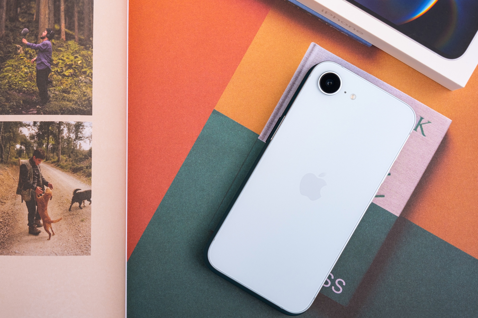 Dùng iPhone 16e chính hãng VN/A sau 3 ngày: Thiết kế đã thấy trước đó nhưng có một thứ chưa từng có!- Ảnh 2. Dùng iPhone 16e chính hãng VN/A sau 3 ngày: Thiết kế đã thấy trước đó nhưng có một thứ chưa từng có!- Ảnh 2.
