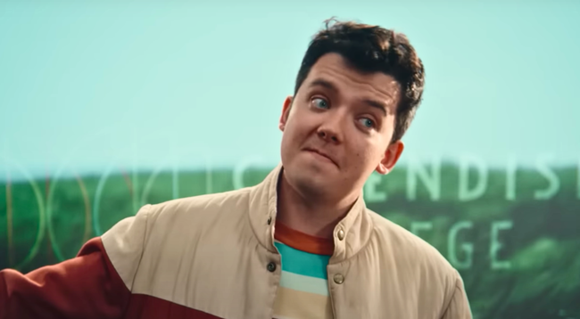 Tuổi 40 xem phim Sex Eduation, t&ocirc;i giật m&igrave;nh nhận ra 1 ch&acirc;n l&yacute; hiển nhi&ecirc;n: Mối quan hệ với con c&aacute;i từ "th&ugrave; hẳn" bỗng h&oacute;a tươi đẹp!- Ảnh 1.