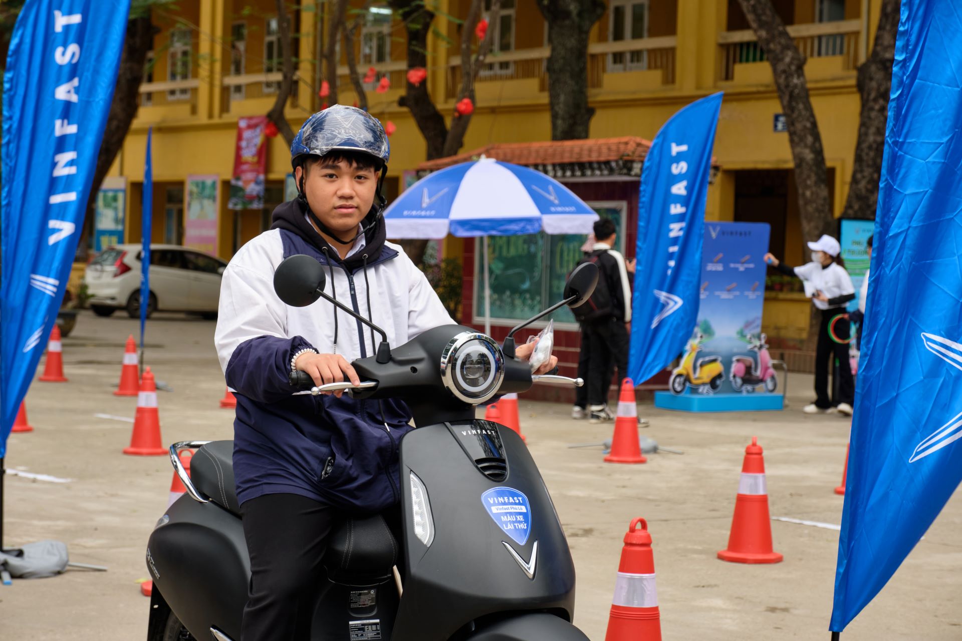 Chương trình “Phủ Xanh Trường Học” truyền cảm hứng sống xanh cho hàng vạn học sinh cả nước- Ảnh 4. Chương trình “Phủ Xanh Trường Học” truyền cảm hứng sống xanh cho hàng vạn học sinh cả nước- Ảnh 4.