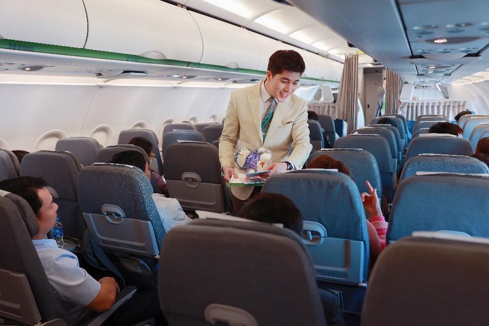 Hành khách đón mừng ngày quốc tế phụ nữ từ bầu trời cùng Bamboo Airways- Ảnh 4.