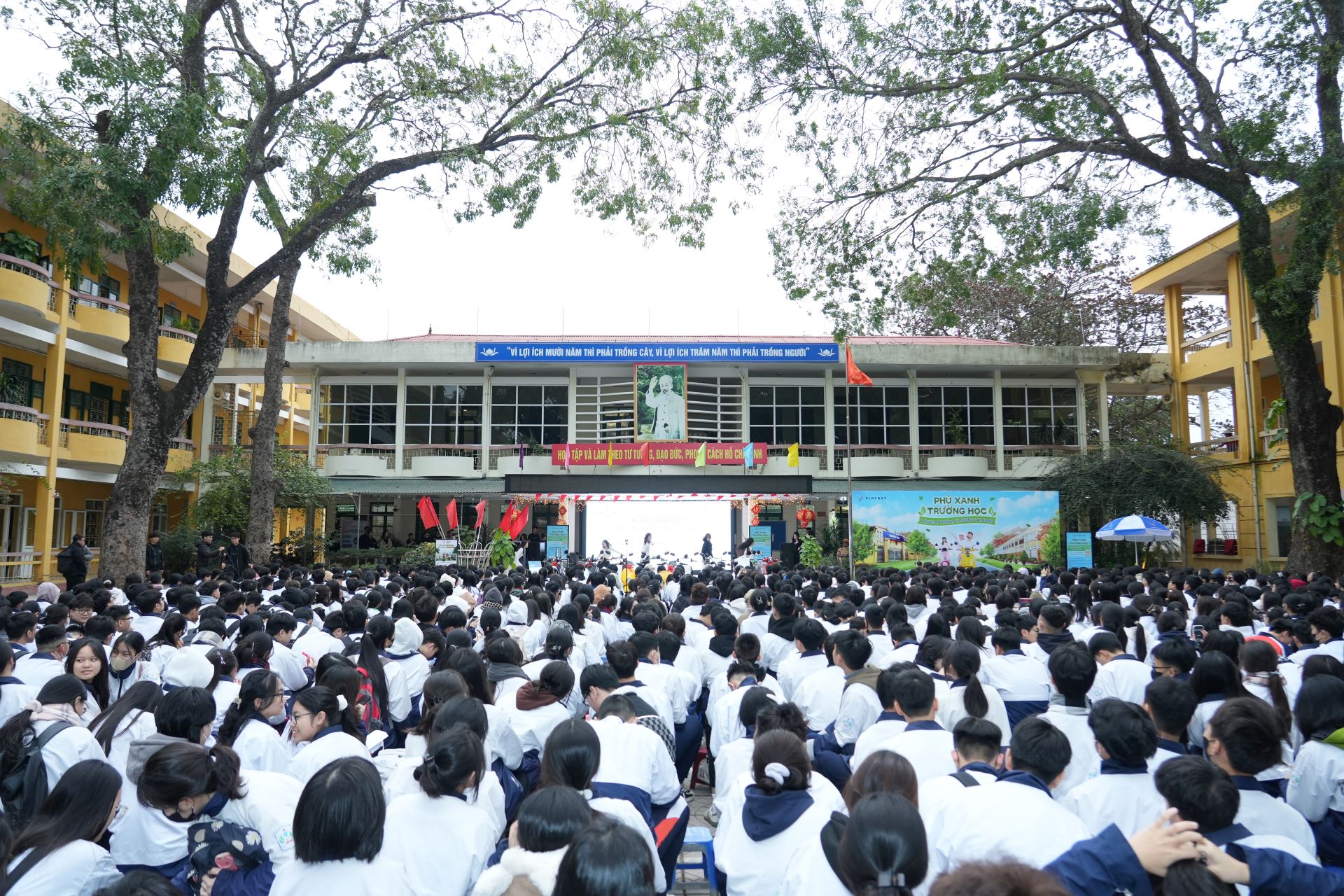 Chương trình “Phủ Xanh Trường Học” truyền cảm hứng sống xanh cho hàng vạn học sinh cả nước- Ảnh 5. Chương trình “Phủ Xanh Trường Học” truyền cảm hứng sống xanh cho hàng vạn học sinh cả nước- Ảnh 5.
