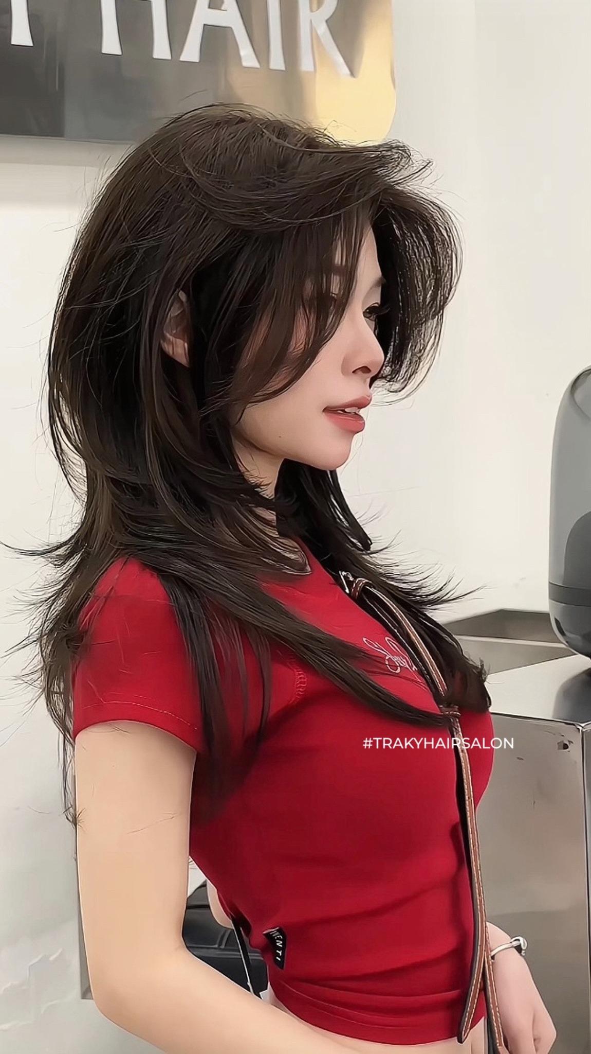 Kh&aacute;m ph&aacute; xu hướng t&oacute;c 2025 v&agrave; những thay đổi mới mẻ từ Traky Hair Salon- Ảnh 3.