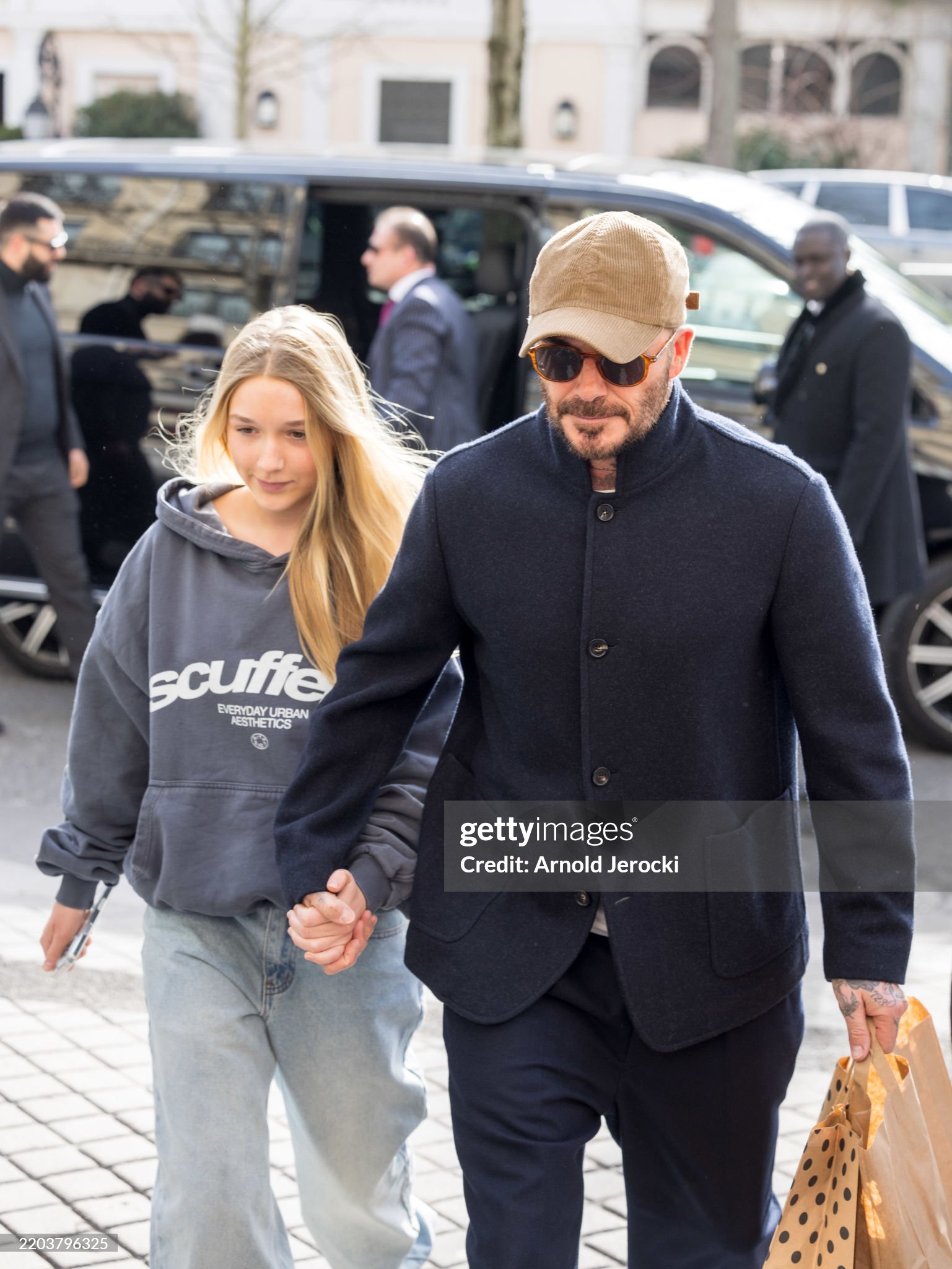 Nhan sắc Harper Beckham dưới 