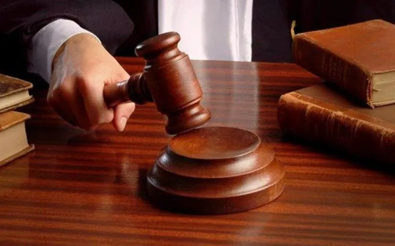 Trúng độc đắc 35 tỷ đồng, người đàn ông cho người khác hơn 9 tỷ đồng, vợ không được đồng nào liền khởi kiện, tòa tuyên bố: Phải bồi thường 60%- Ảnh 1.